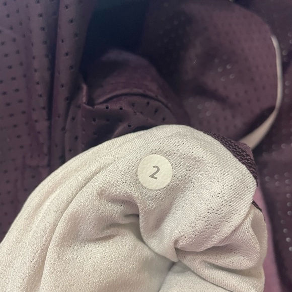 Lululemon Find your Bliss reversible jacket. - Picture 5 of 9